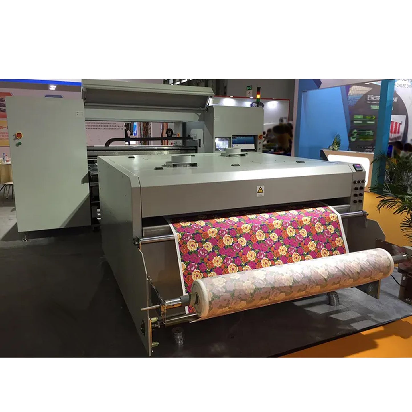 E64-180B Large Format Digital Belt Printer Inkjet Direct to Textile